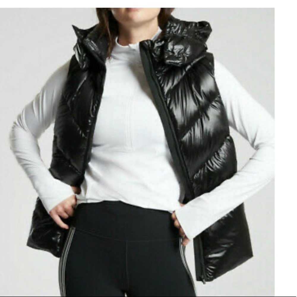 Athleta Lofty Down Vest - Black Size L